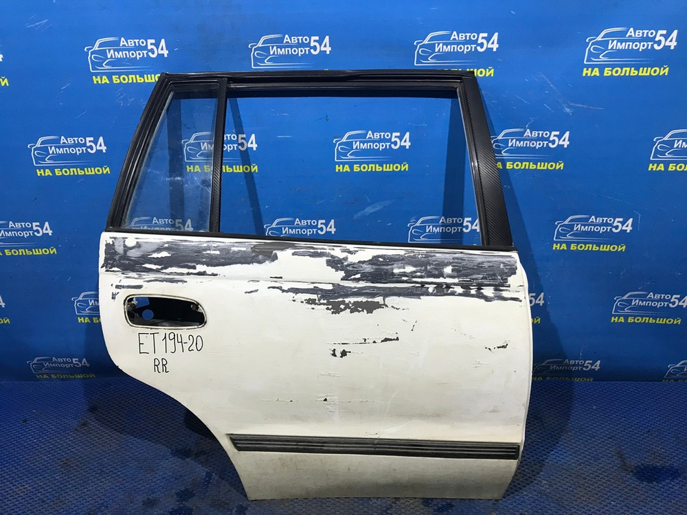 Дверь задняя правая TOYOTA CALDINA 1996