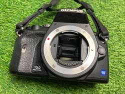 Olympus E-410 Kit 14-42mm