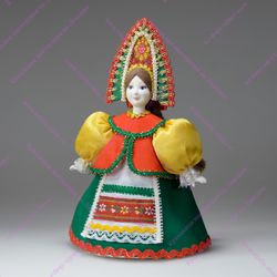 Сувенирная кукла в переднике