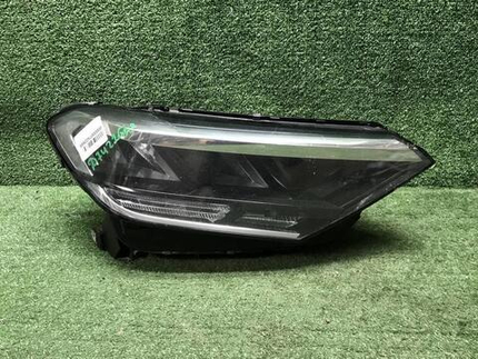Битая Фара правая VW Polo 6 (2020-2022) LED