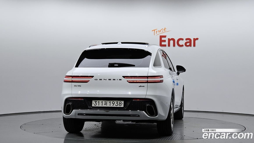 Genesis GV70 2.5T Бензин AWD (05.2022)