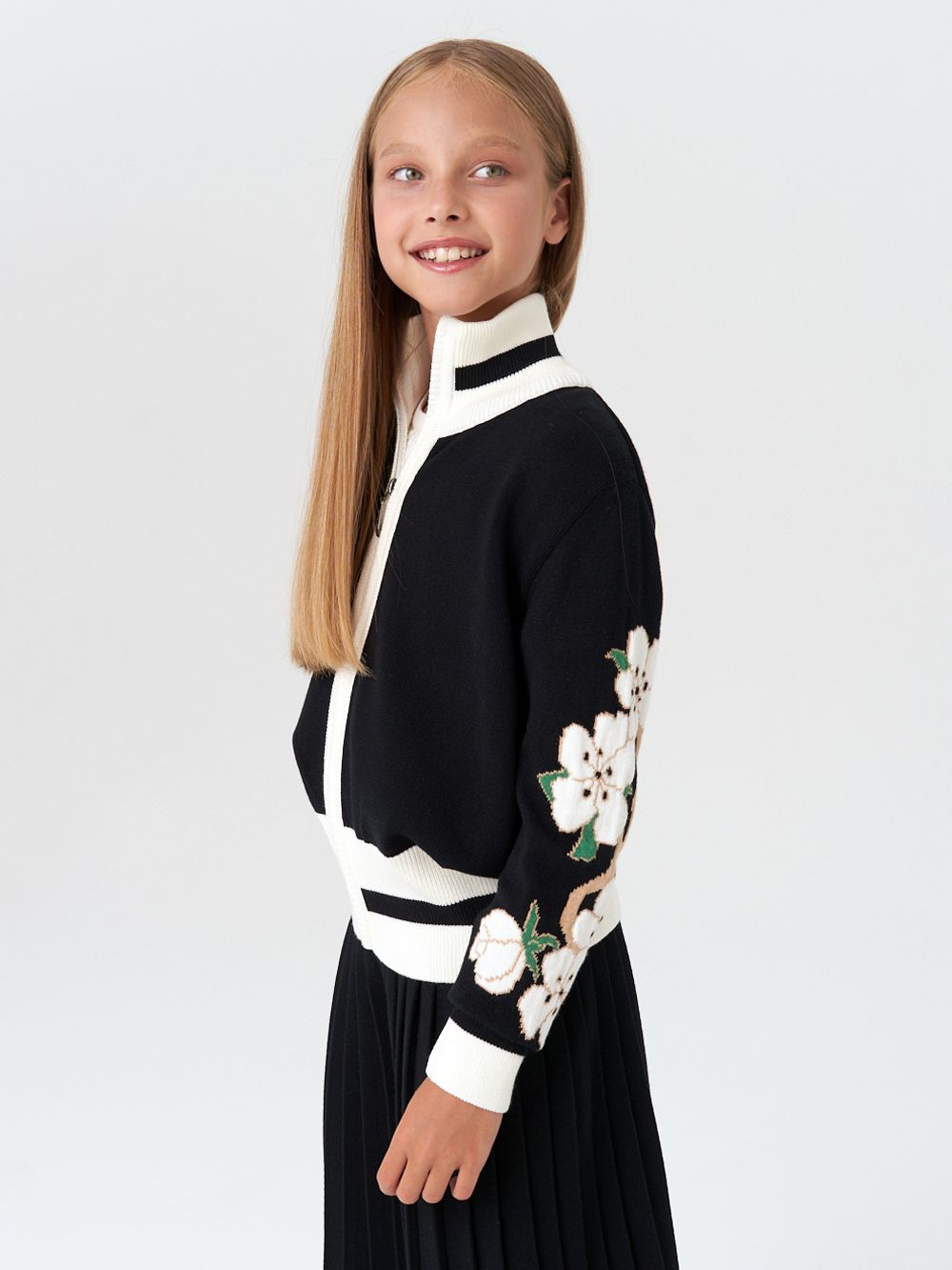Кардиган для девочки на молнии в школу AT1070 черный