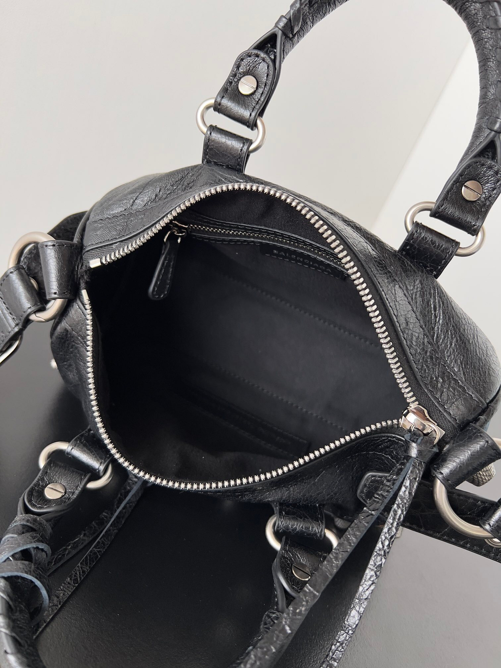 Balenciaga Le Cagole Mini Duffle Bag 20 cm