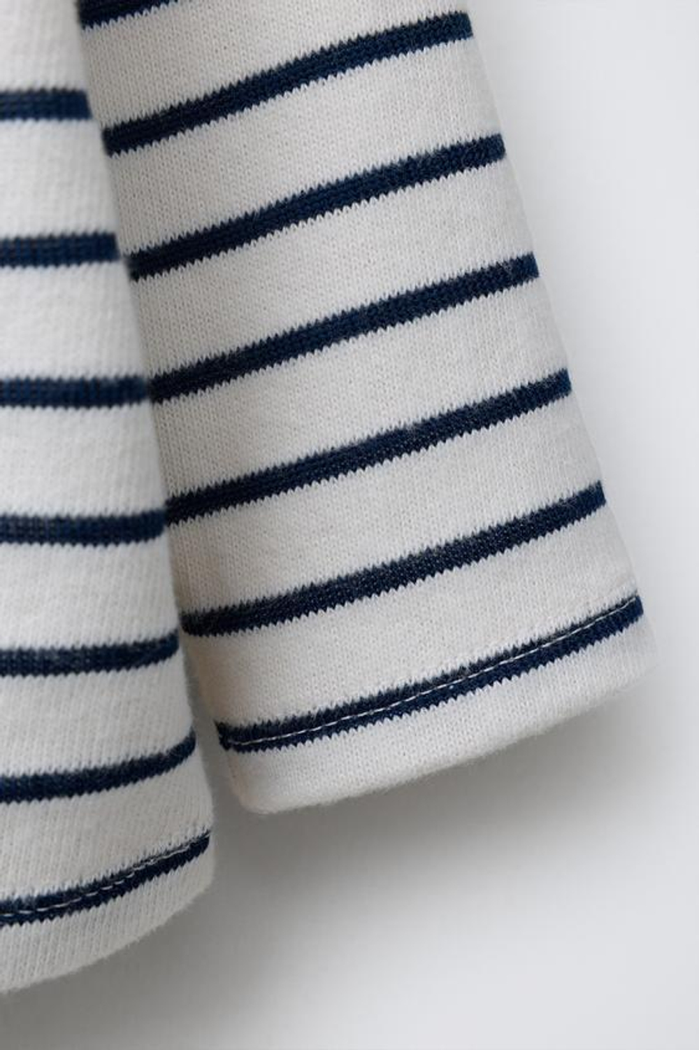 ZARA ЛОНГСЛИВ В ПОЛОСКУ С НАШИВКОЙ «ТИГР», МОРСКОЙ СИНИЙ