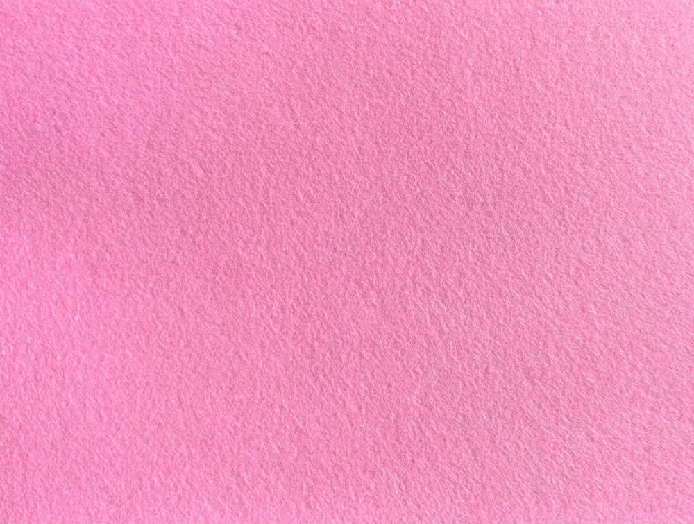 Фетр средней жесткости 2 мм, 20х30 см, 215,4 гр/м2, розовый