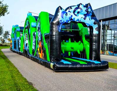 Коммерческая надувная полоса препятствий «Кибер», 18×3×4 м