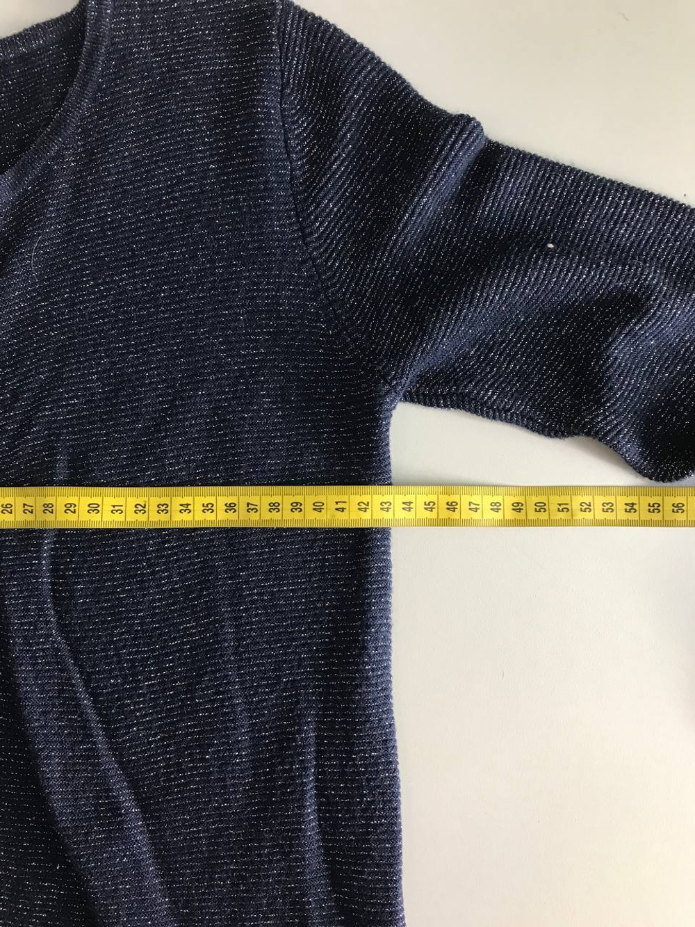 Кардиган с блестящей ниточкой, визуально на 44 размер