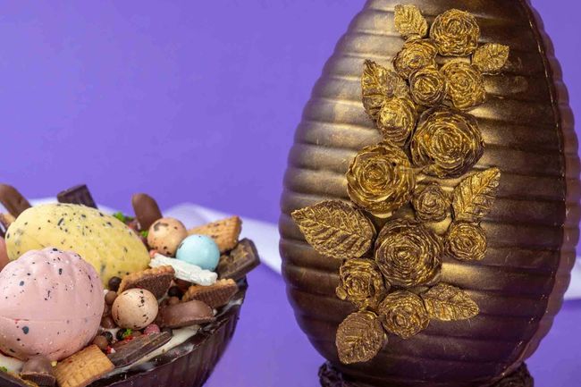 Шоколадное пасхальное яйцо «Золотая роза», 1000 г