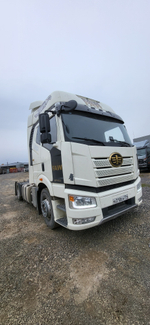 FAW CA 4180 4x2 Седельный тягач CA4180P66K25E5 (Дизельный, 12.5 л, 553 л.с. АТ)