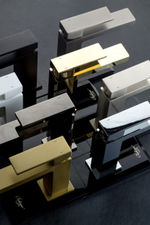 Cмеситель для умывальника Qubic Shine Gold