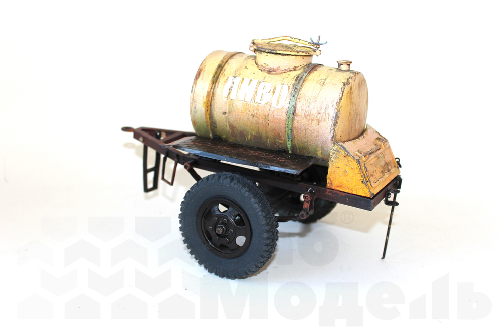 ACPT-0.9 tank trailer for kvass or beer transportation. Scale 1/14