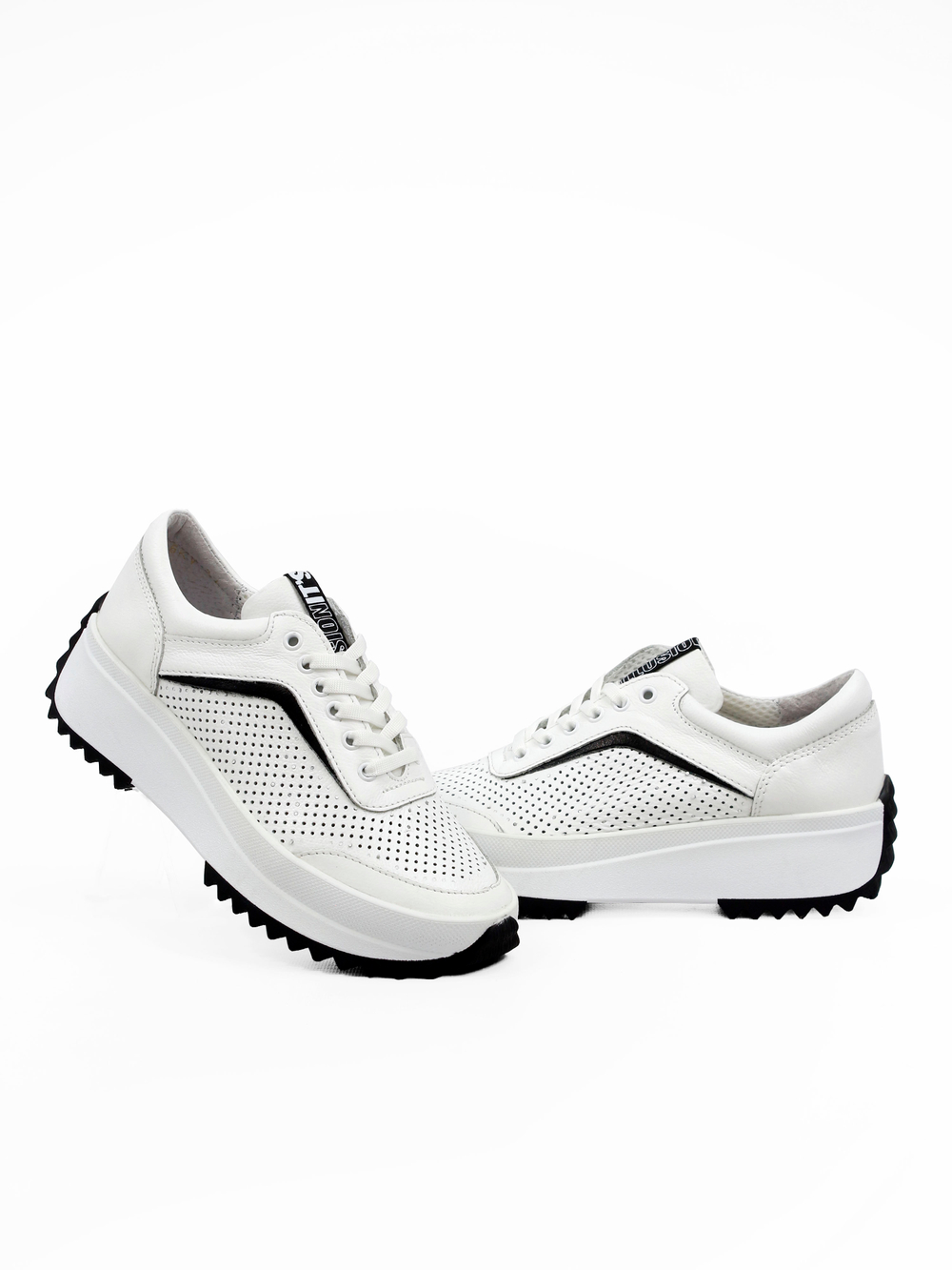 Кроссовки женские P698-1V