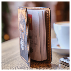 Кожаная обложка на паспорт «Лев»