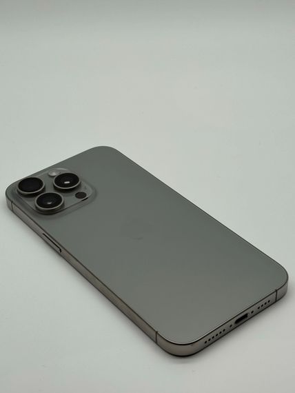 iPhone 15 Pro max 256gb Natural