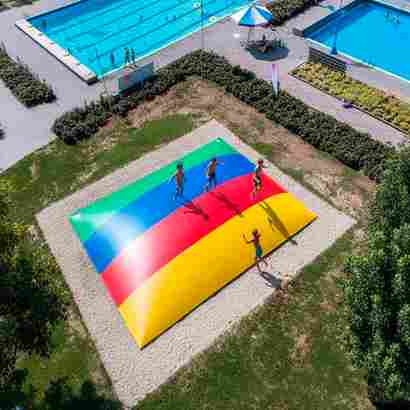 Надувная подушка для установки в грунт «Мягкая гора», 9×9×2 м