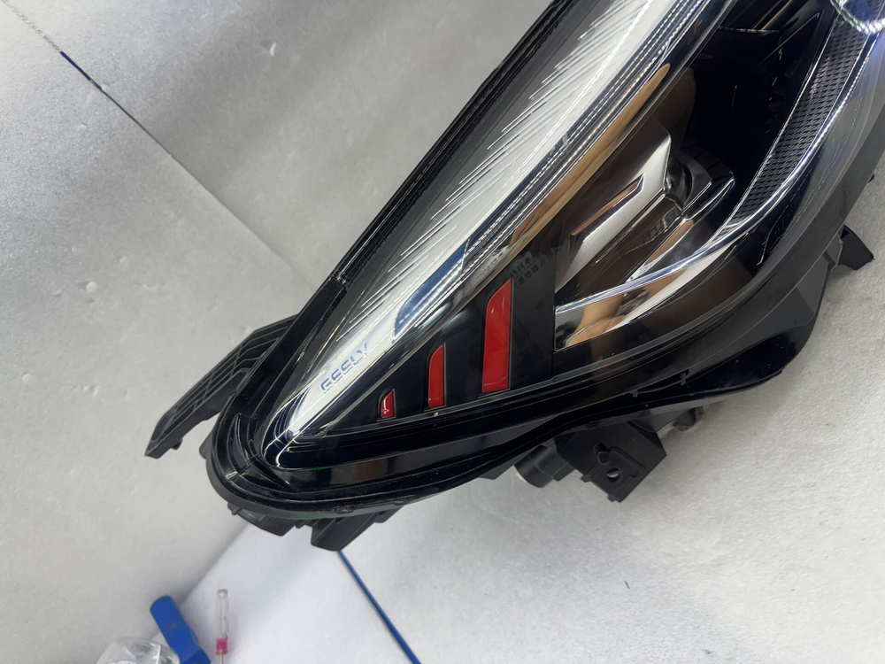 Оригинальная LED фара для Geely Emgrand S (левая/правая)