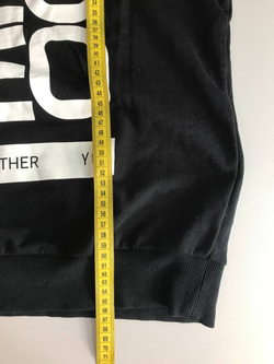 Свитшот практичный,маркировка М, визуально на 46 размер