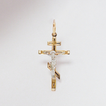 Крест с традиционным распятием