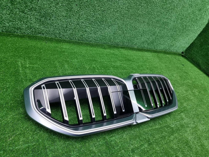 Решетка радиатора BMW 5er G60 (2023-н.в.)