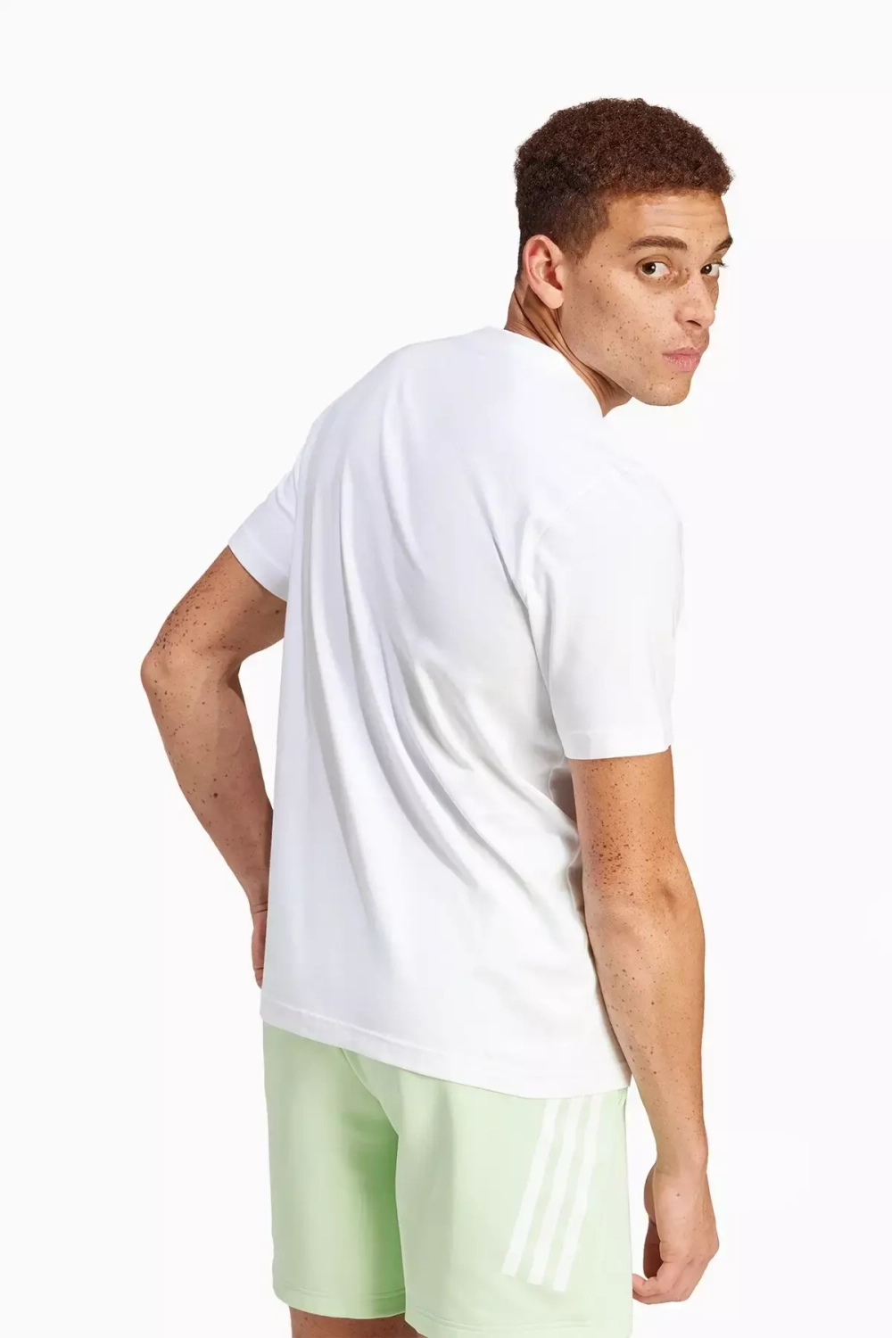 Футболка adidas Camo Badge of Sport