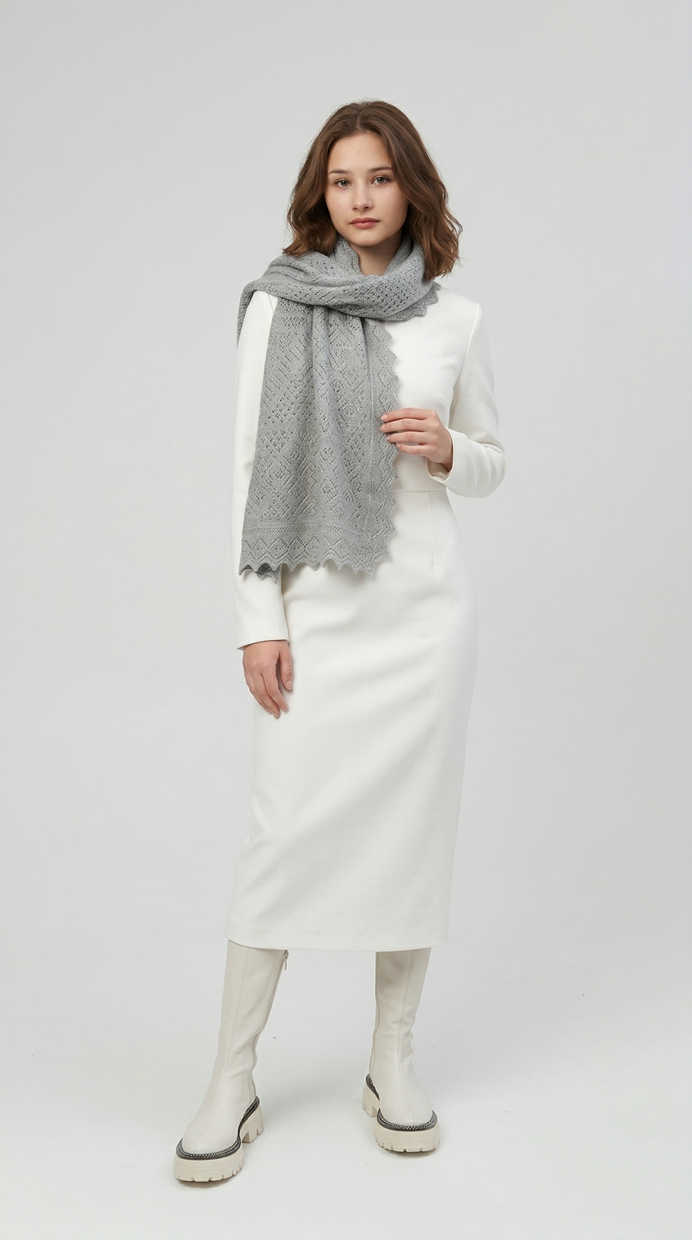 Оренбургский пуховый палантин с шелком П1-16070-03 серый