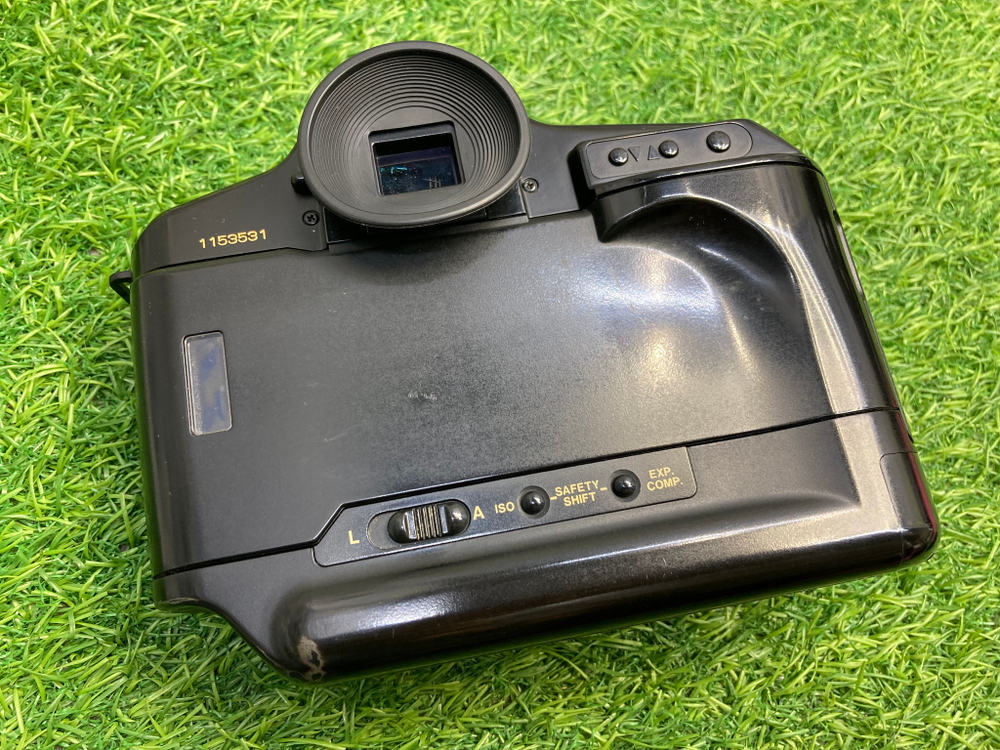 Canon T90