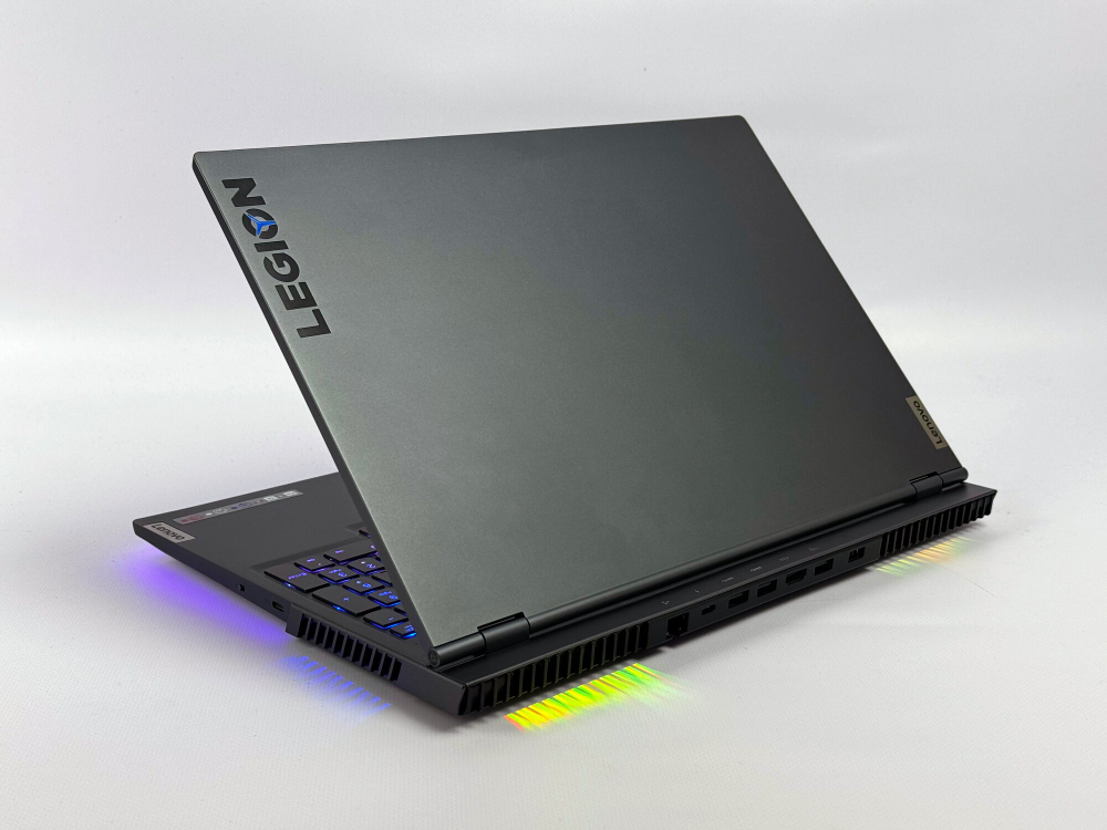Игровой ноутбук Lenovo Legion 7 /RTX 3080 16GB/Ryzen 9 5900HX/16GB/1TB/16.0/2560x1600/165 Гц