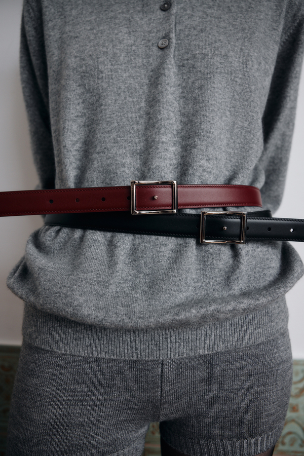 Ремень цвета черного янтаря