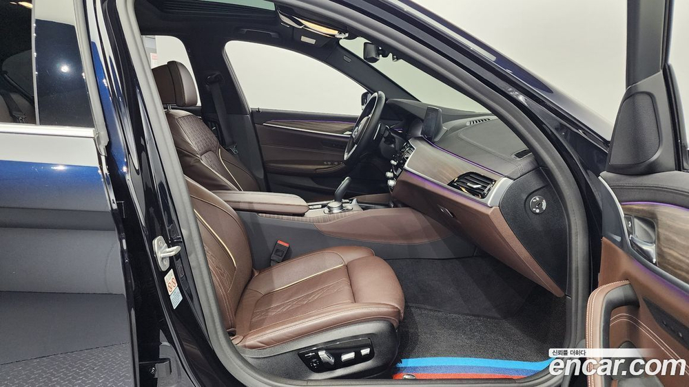 BMW 5 Series (G30) 530i xDrive M Sports Plus (11.2019)