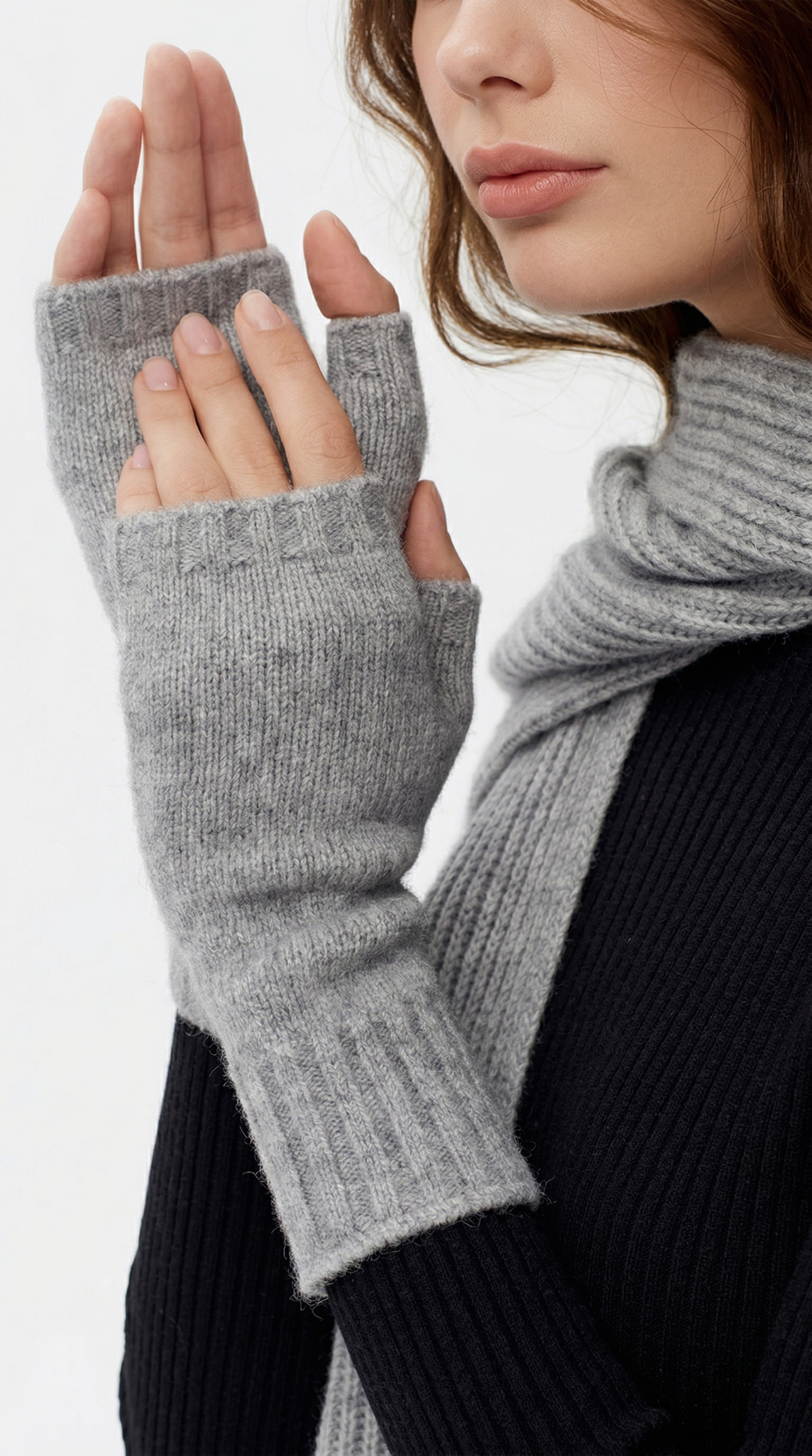 Митенки женские М813-03 серые