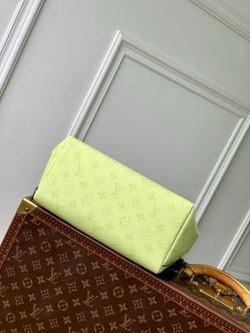Louis Vuitton Discovery Slim Backpack