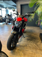Ducati Diavel V4 (2023)