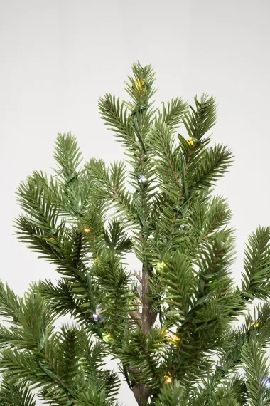 Искусственная елка Измайловская 240 см., 100% литая хвоя, 1900 мульти LED ламп, 10 режимов, ЕлкиТорг (57240)