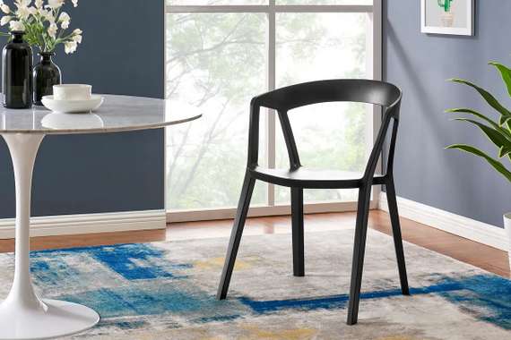 Черный пластиковый стул Nomad | Купить в Hallberg.ru