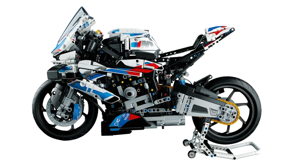 Конструктор LEGO Technic 42130 BMW M 1000 RR