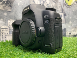Canon EOS 5D Mark II 22.000 кадров