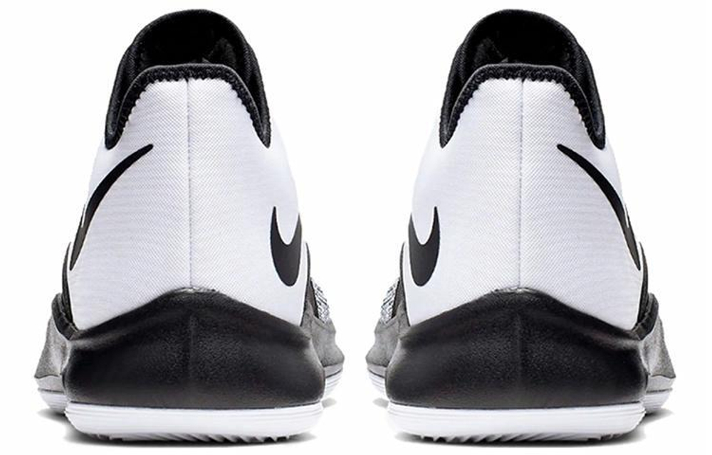 Кроссовки Nike Air Versitile 3
