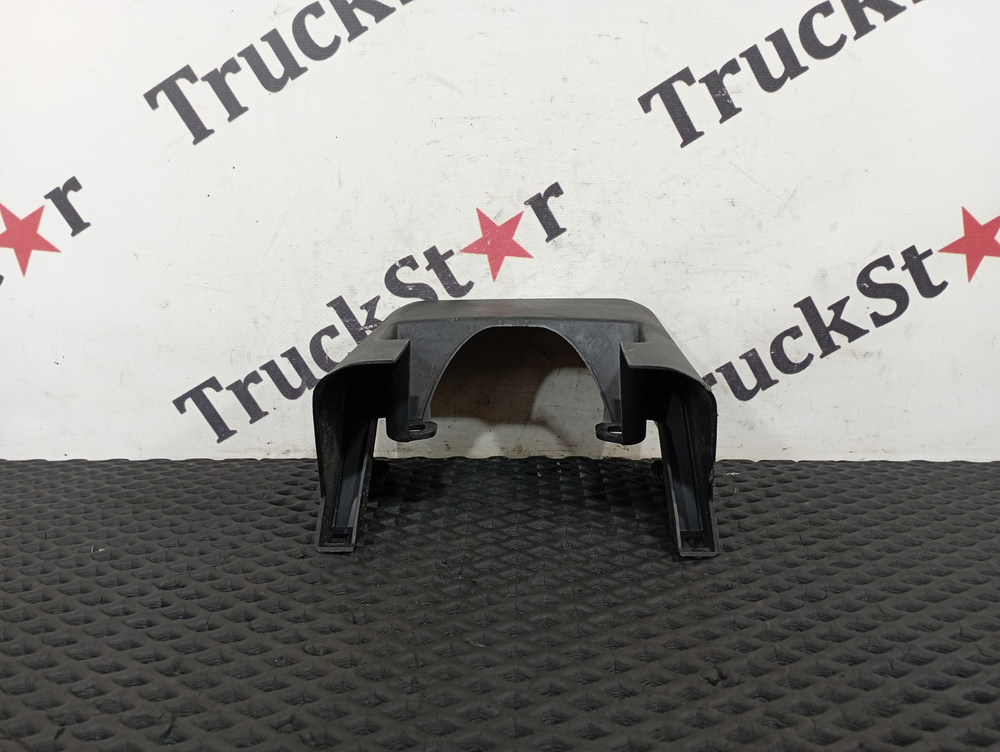 Кожух рулевой колонки 2020г.