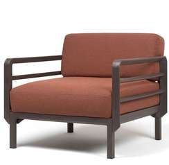 Кресло пластиковое с подушками Maximo Poltrona, терра/корица