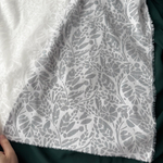 Батист Крупные листья