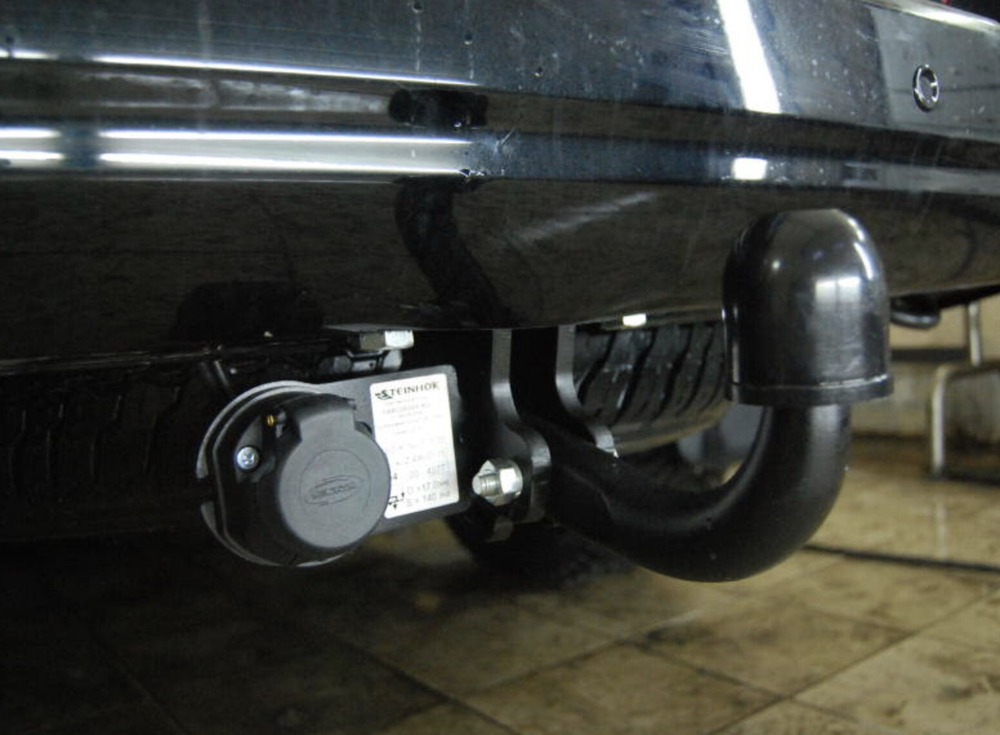 Фаркоп Steinhof T-170 для Toyota Land Cruiser 200 2008-2021, Lexus LX 2008-2021(паспорт и сертификат в комплекте)(без электрики)