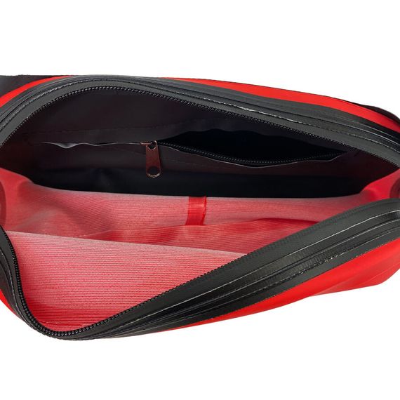 Поясная водозащитная сумочка Scorpena 2 л красная