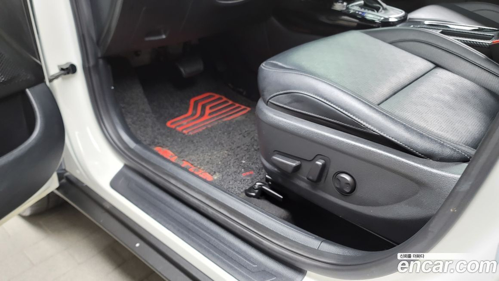 Kia Seltos Бензин 1.6 Turbo 4WD (10.2019)