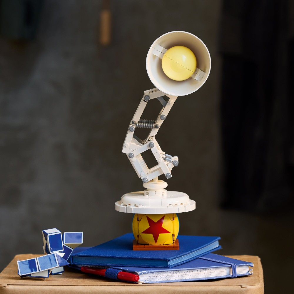 LEGO Ideas - Disney Pixar Luxo Jr. 21357 => LEGO Ideas - Disney Pixar Luxo Jr. 21357