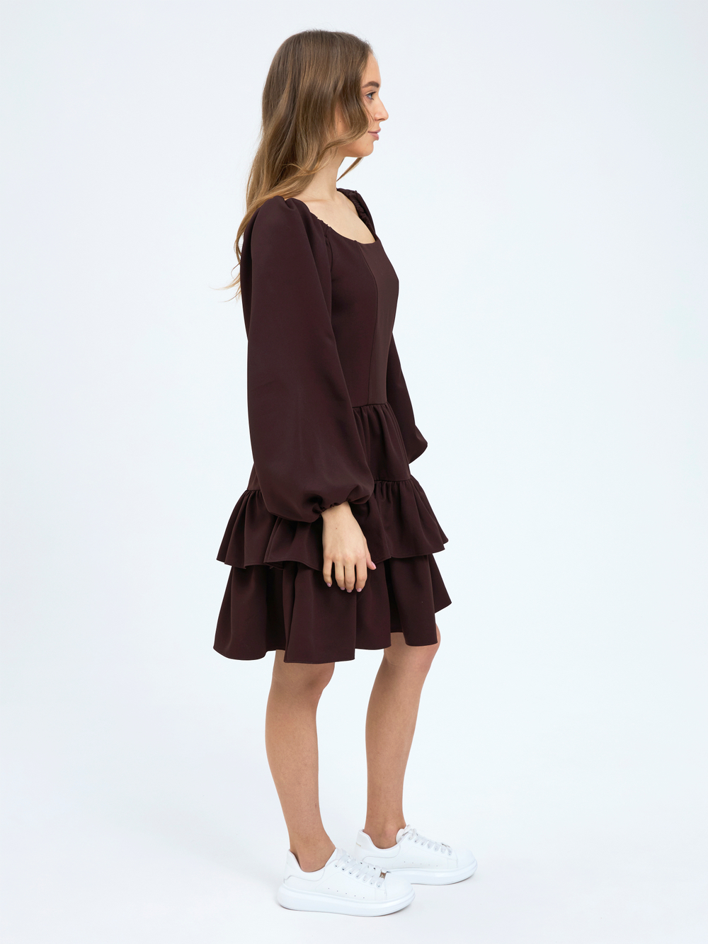 Платье праздничное ярусное с воланами для девочки коричневое