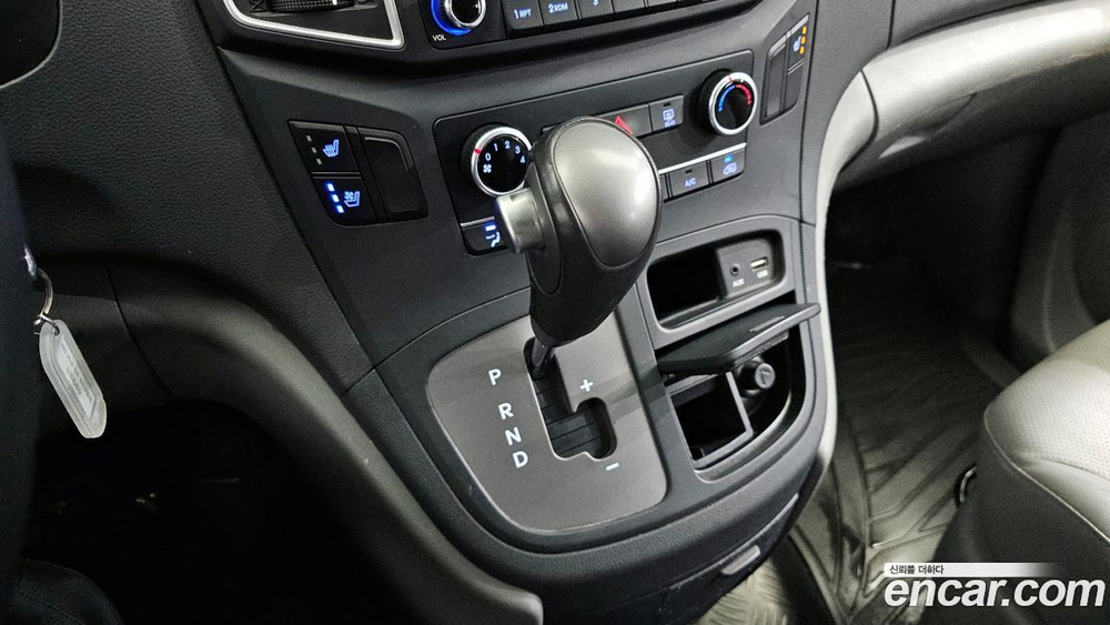 Hyundai The New Grand Starex Van 5인승 (02.2020)