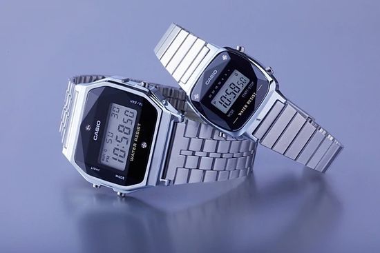 Электронные часы Casio LA-670WAD-1D с бриллиантами