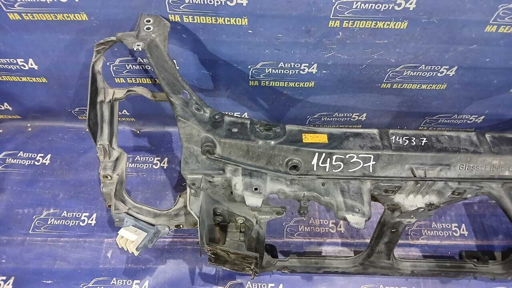 Рамка радиатора / телевизор NISSAN SKYLINE 2001-2004