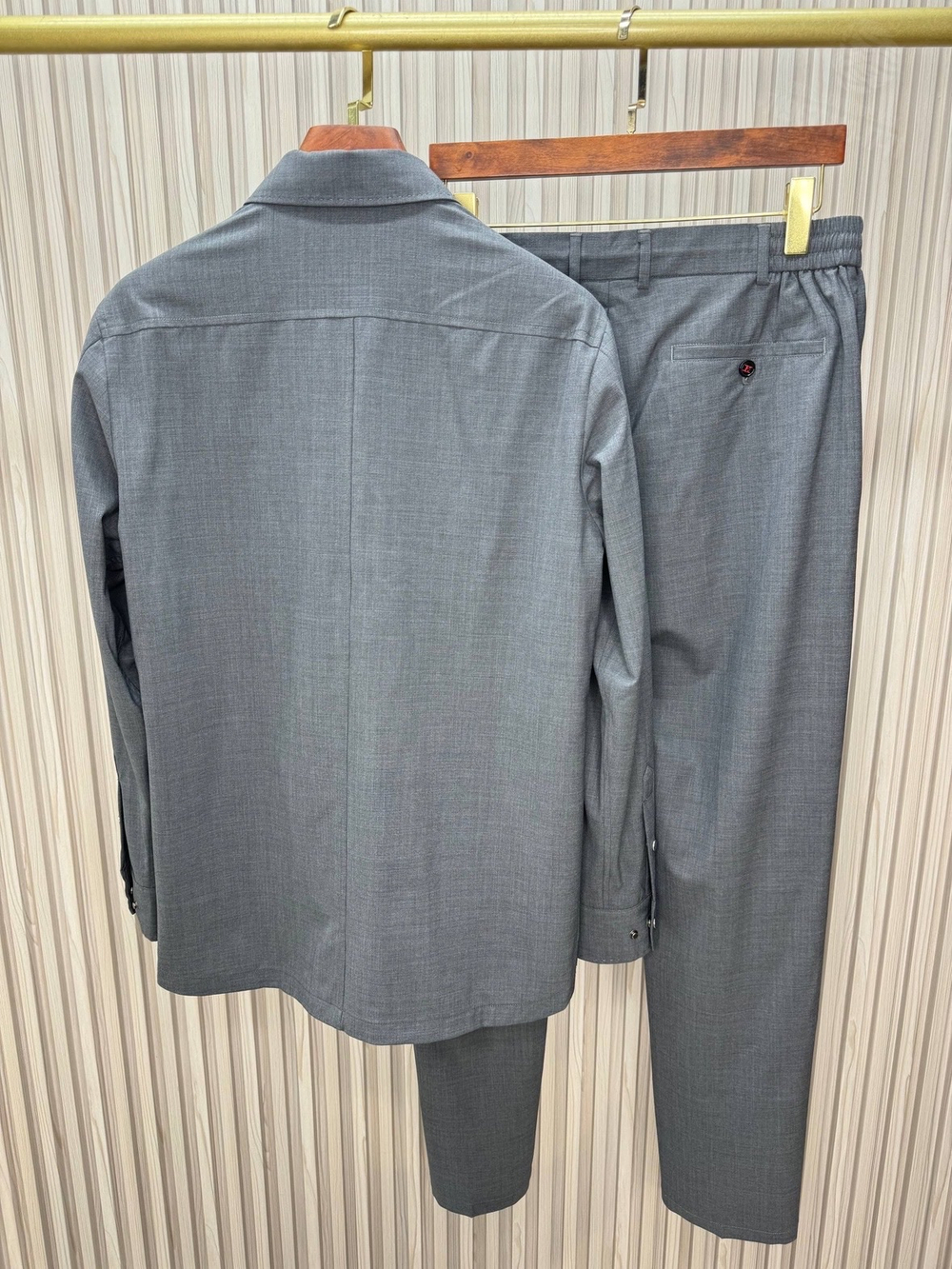 Прогулочный костюм Kiton
