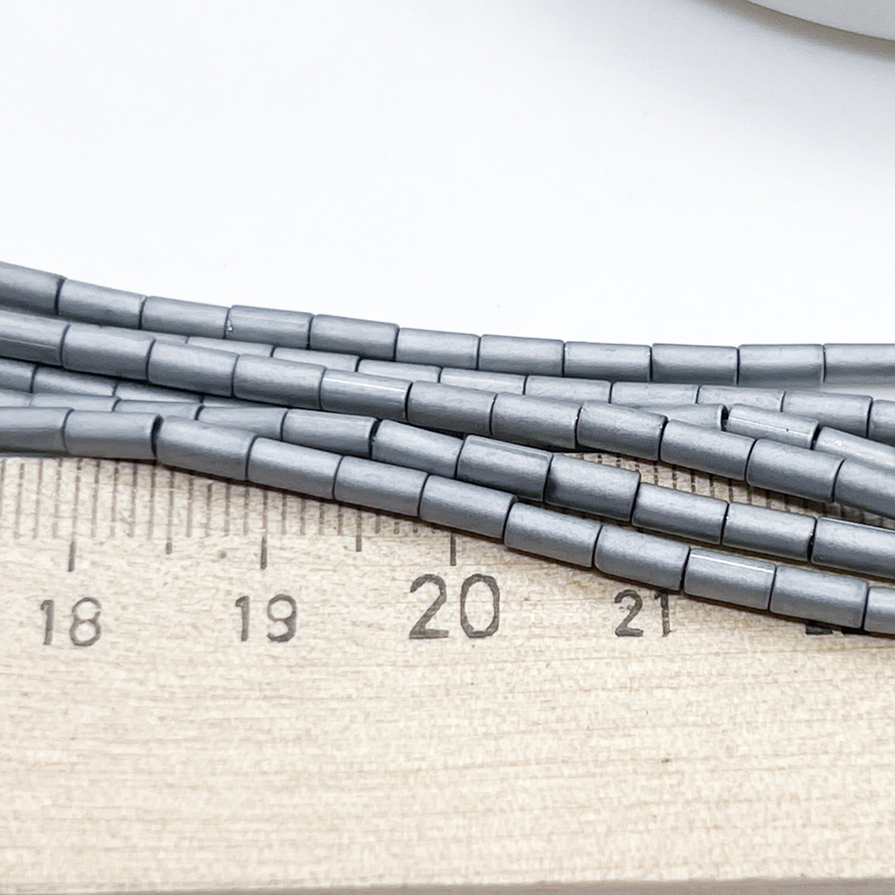 Гематит (имитация), цвет серебристый матовый, размер около 4,8*2,3 мм, цена за нить 36 см